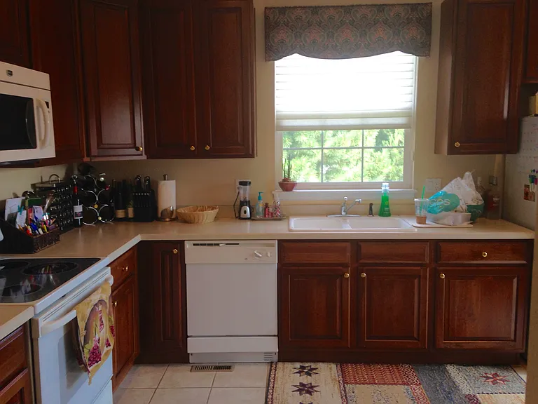 6385 Torrey Way — Photo 4