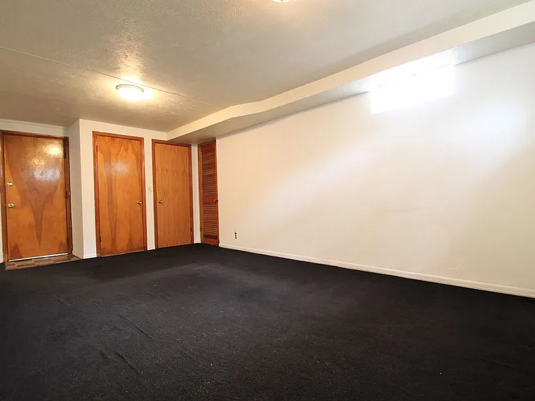 6913 Bedford Ave — Photo 10