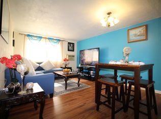 1000 Governors Dr APT 27, Winthrop, MA 02152
