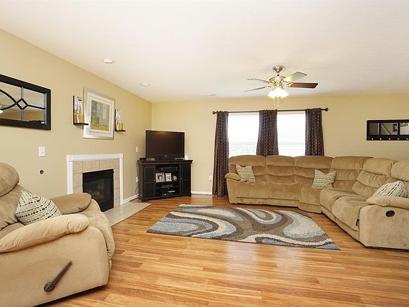 4th image of 343 Hennepin Dr
