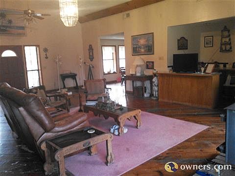 2nd image of 2409 White Tail St