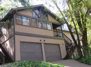 905 Robertson Rd, Glen Ellen, CA 95442