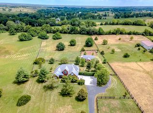 1431 Troy Rd, Wilmore, KY 40390