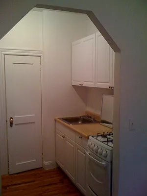 Rented by Urban Real Estate Inc | media 6