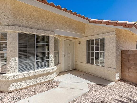 5th image of 2803 Mirage Rd