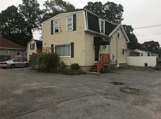 2016 Warwick Ave, Warwick, RI 02889