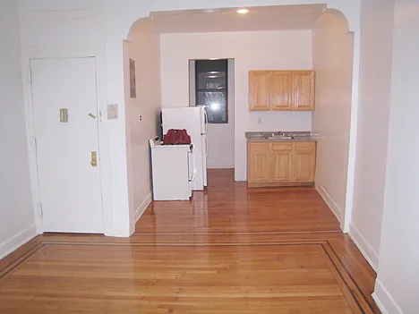 290 Clinton St #4D — Photo 3