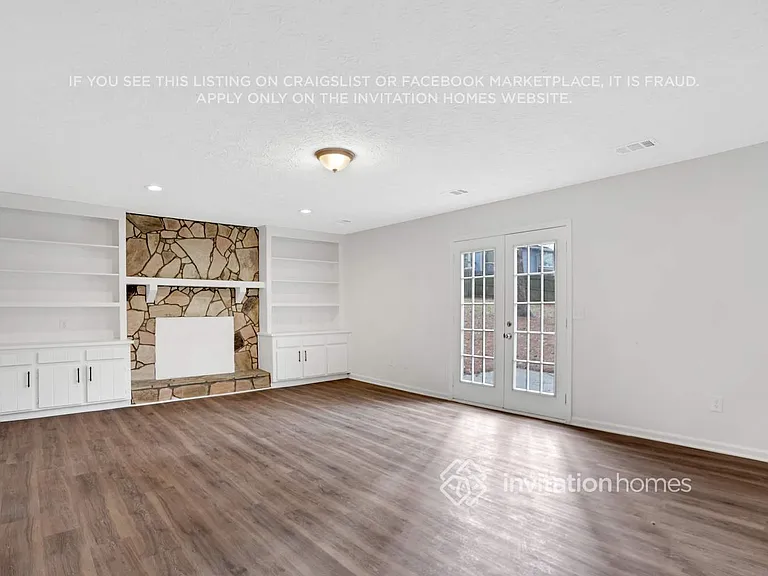 1790 Blackwillow Dr — Photo 8