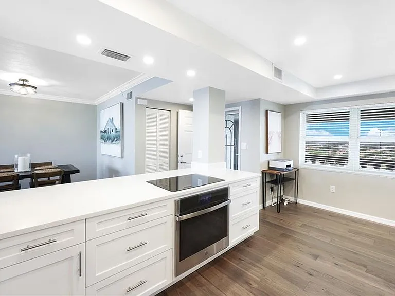 5501 Heron Point Dr #1203 — Photo 8