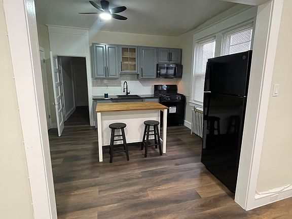 4th image of 6624 Jackson St Floor 1
