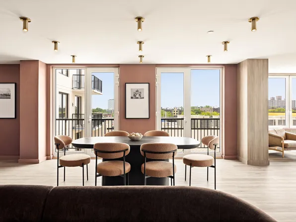 100 Sullivan Place image 13 of 22