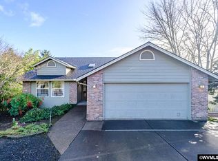 483 Benton View Dr, Philomath, OR 97370