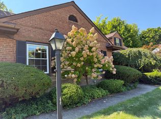 20960 Halworth Rd, Shaker heights, OH 44122