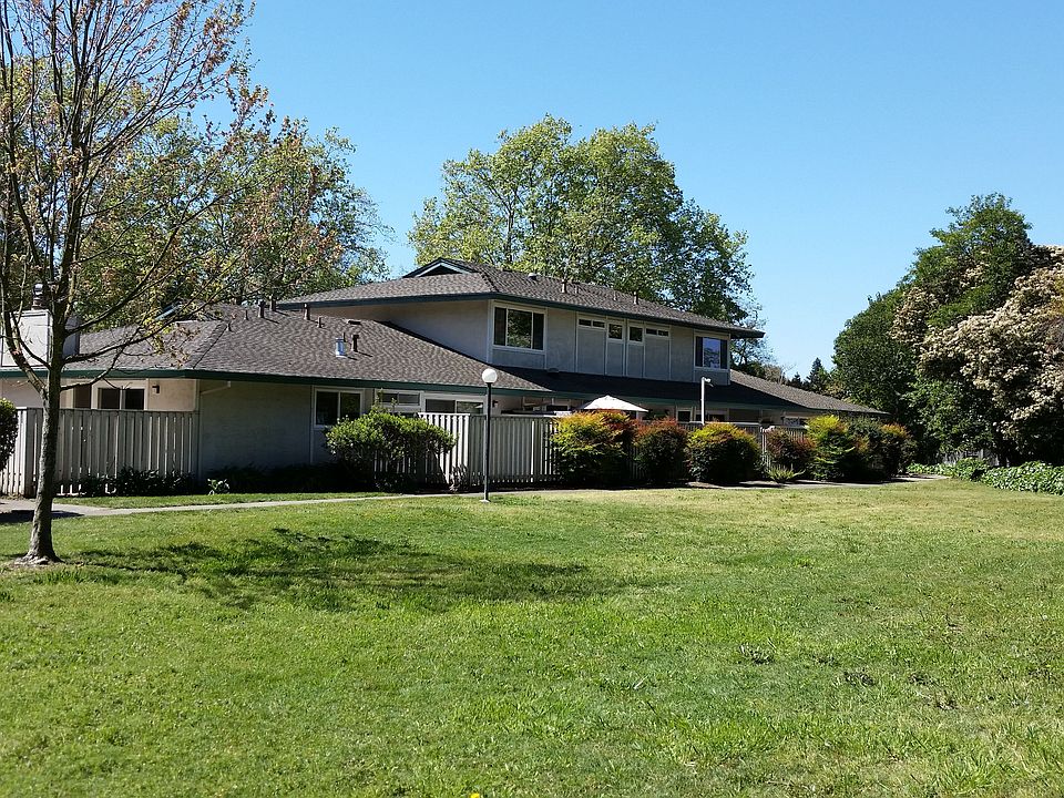 1st image of 50 Belvedere Ct