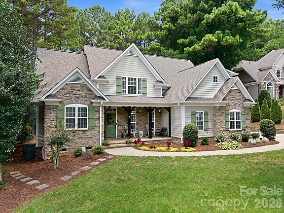 3rd image of 240 Silvercliff Dr