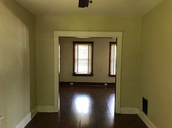 4th image of 754 Spruce Ave
