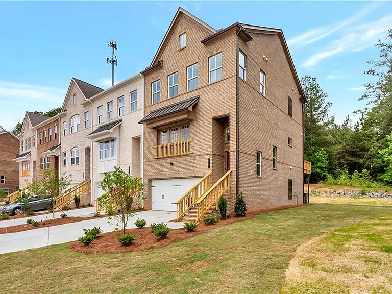 4353 Valtek Ct — Photo 2