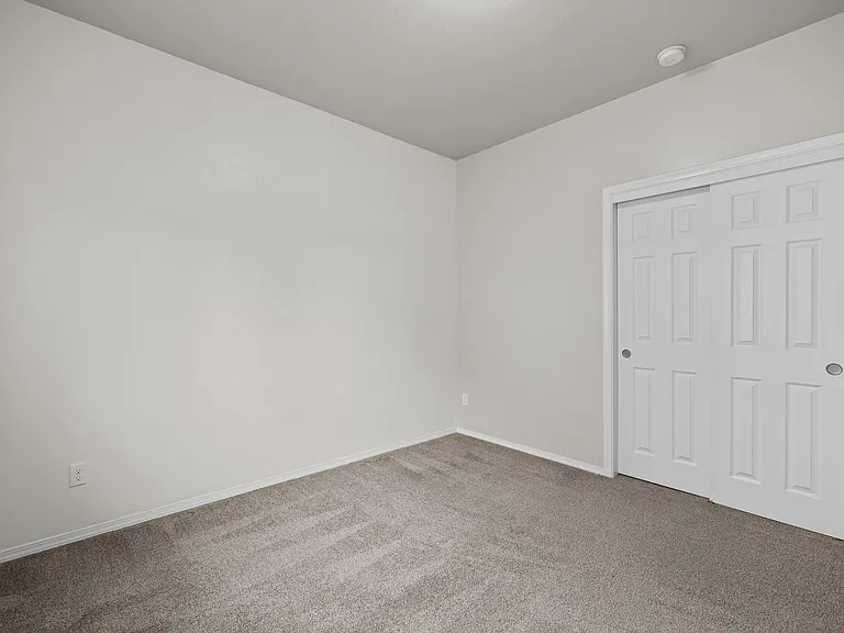 3145 S Mystic Seaport Ave — Photo 30