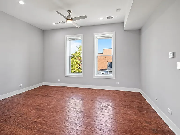 1336 W Ohio St #3R — Photo 9