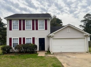 9133 Huntwood Ln, Riverdale, GA