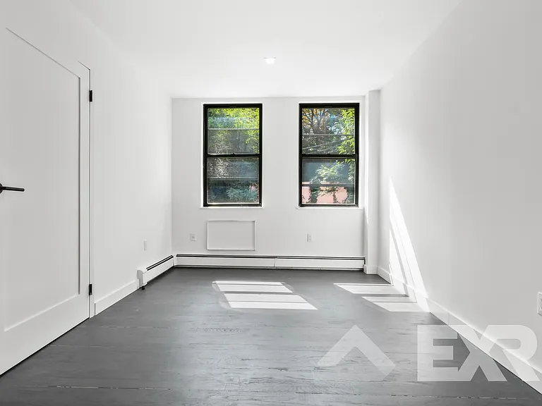 260 Water St #2P — Photo 9