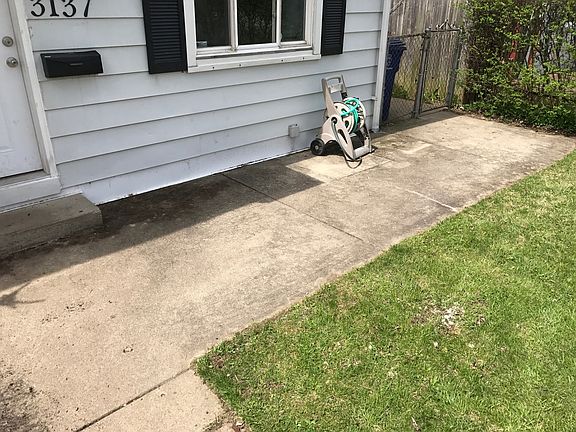 4th image of 3137 Dresden St