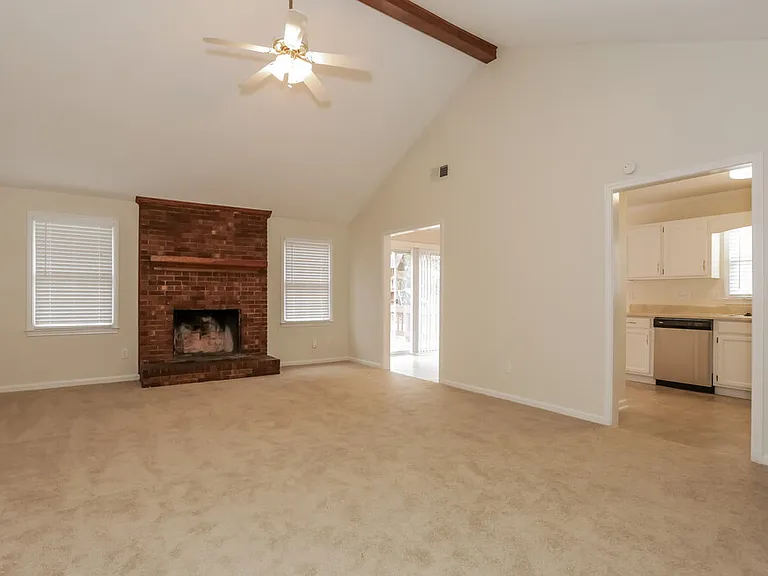 3012 Emerald Meadow Ln — Photo 3