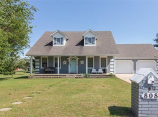 808 Carrie Cir, Lebanon, MO 65536