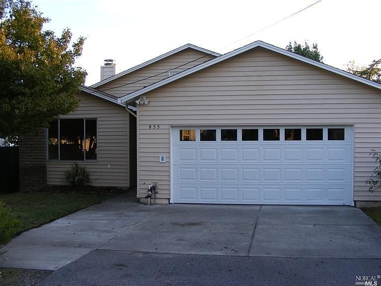 1st image of 855 Donald St