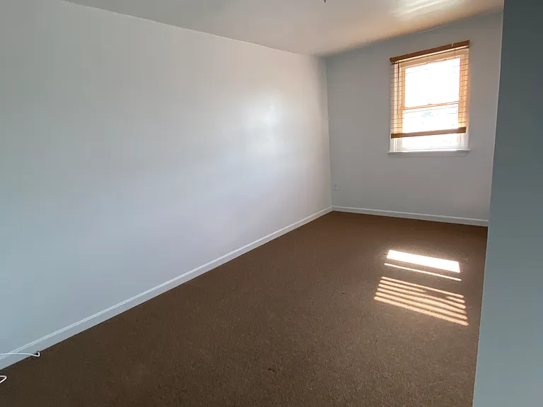 2167 Graythorn Rd — Photo 8