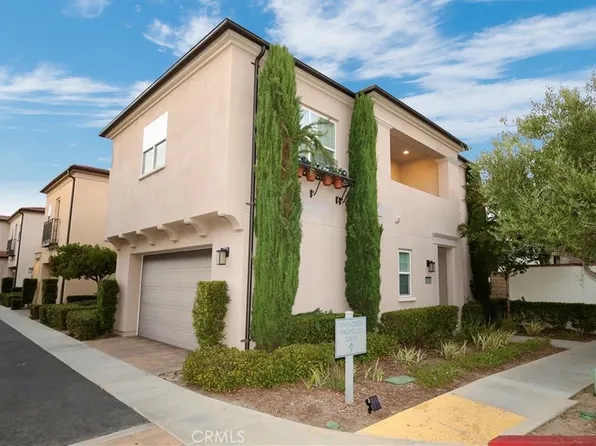 21805 Propello Dr, Santa Clarita, CA 91350