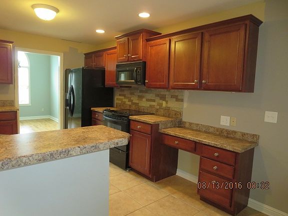 5th image of 2502 Wheaton Dr