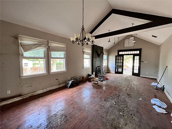 3rd image of 6380 Milne Blvd