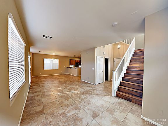 4th image of 609 Palm Wash Ln