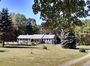 49 Allen Rd, Sturbridge, MA 01566