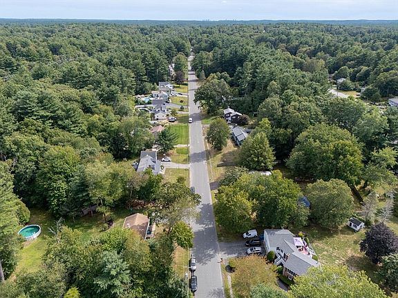 4th image of 8 Governor Fuller Rd