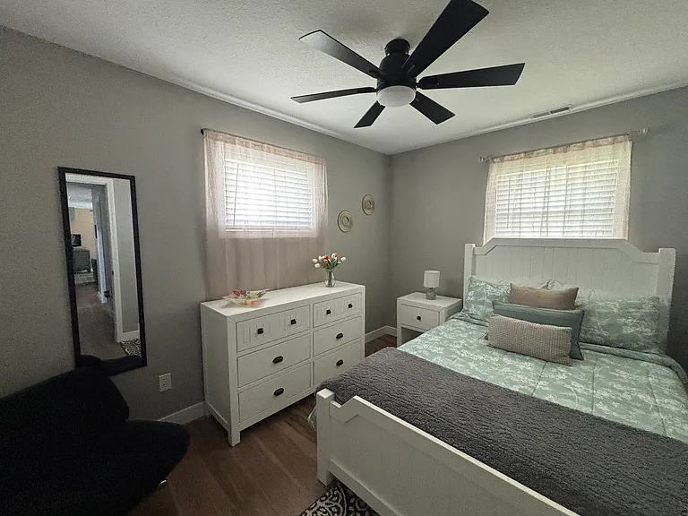 601 N Bradner Ave — Photo 23