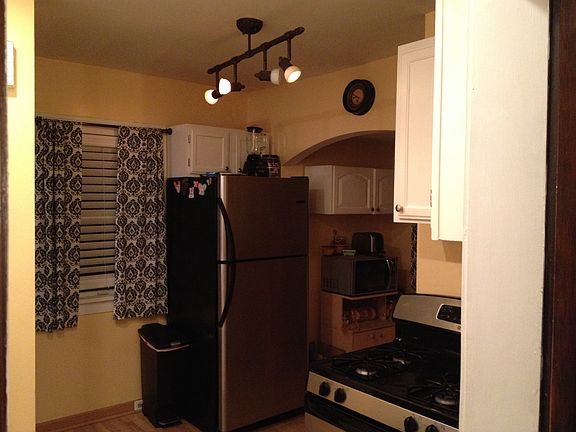 5th image of 26831 Shoreview Ave