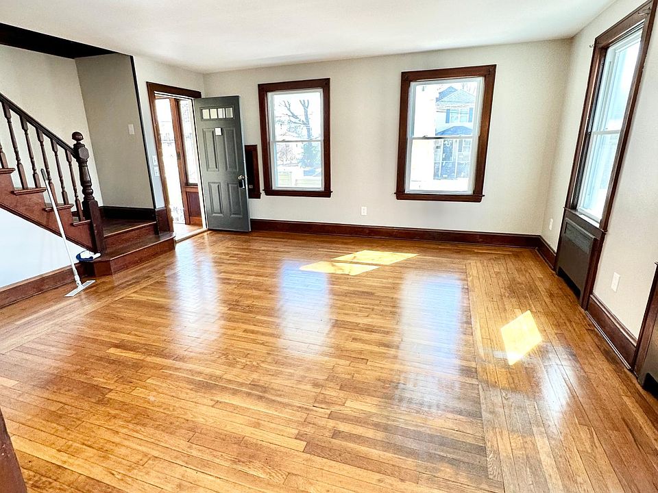 48 Warner St, Groton, CT 06340 Zillow