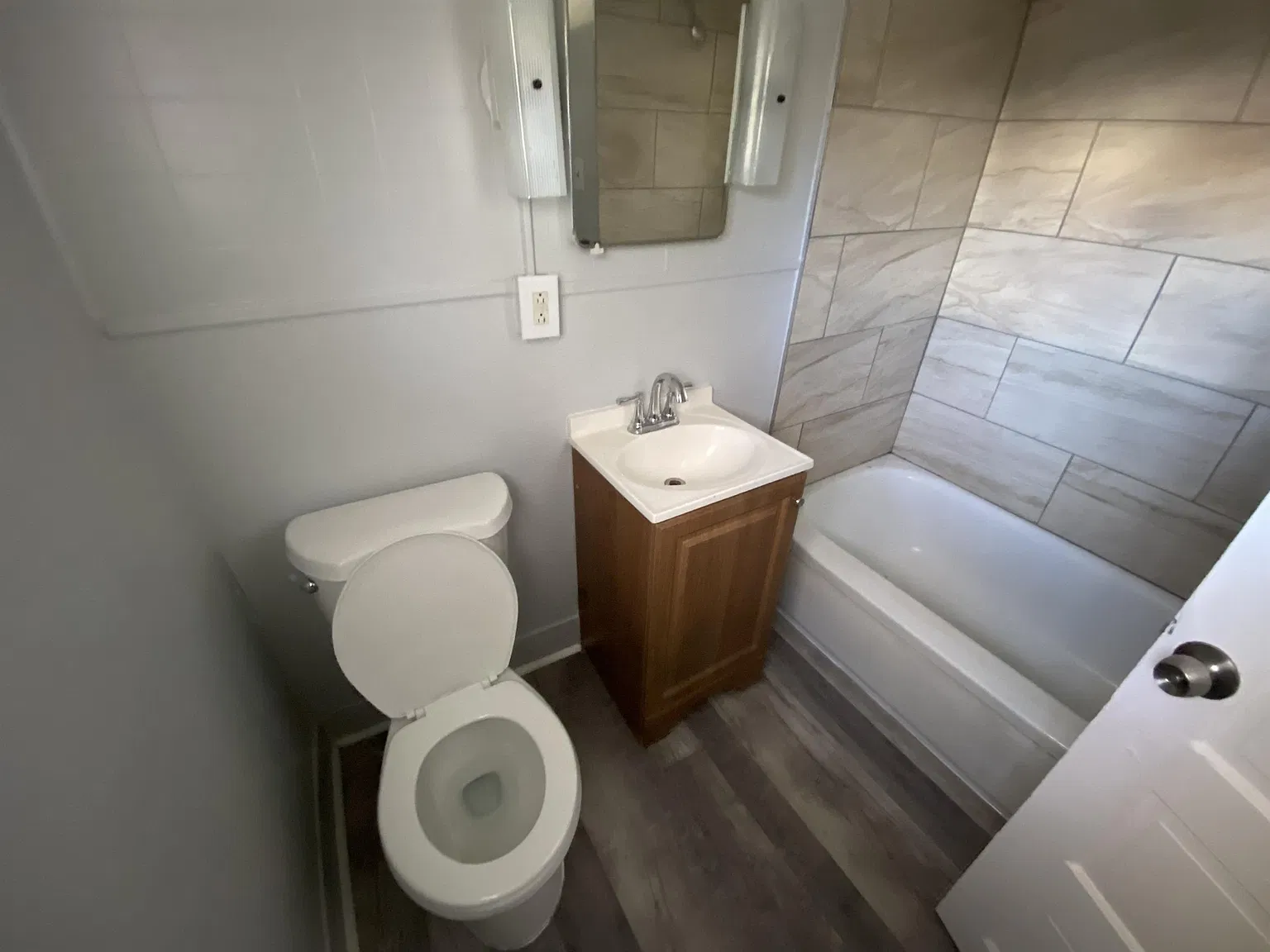 1177 Morton Street - A — Photo 3