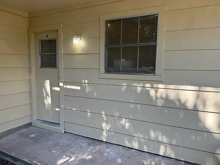 305 Lampe St #A-1 — Photo 12