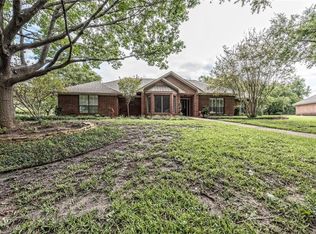 9501 Oak Springs Dr, Woodway, TX 76712