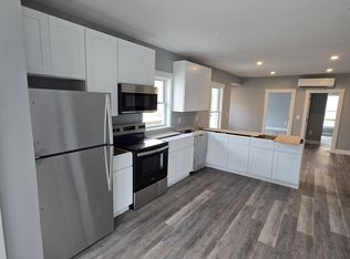 31 Dover St #A, Dover, NH 03820