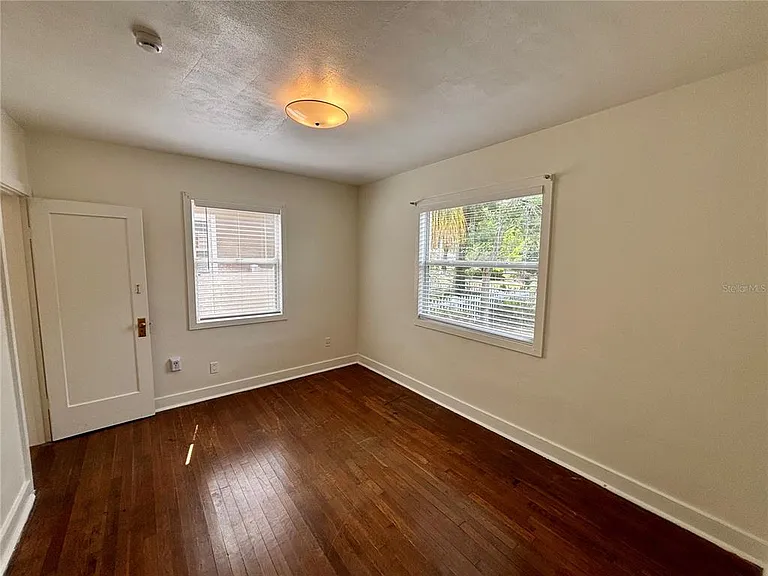 1219 Lake Highland Dr — Photo 13