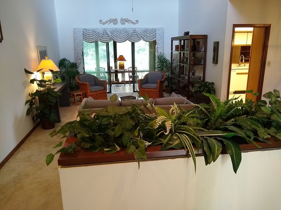 2nd image of 101 Gleneagles Dr