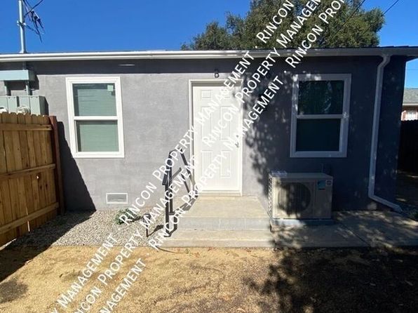 566 N Ventura Ave UNIT B