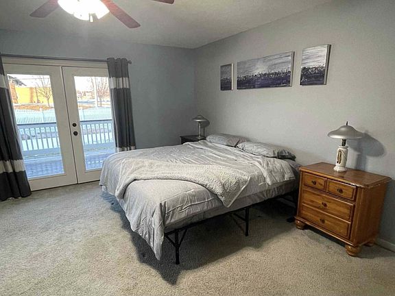 3rd image of 9902 S 100th St