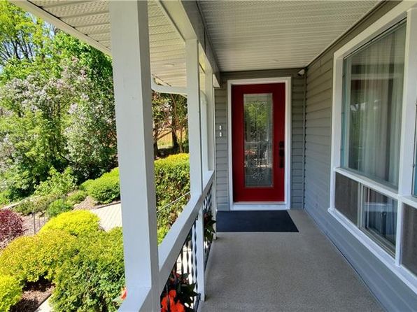 65 Broadway St W, Brant, ON N3L 2S7