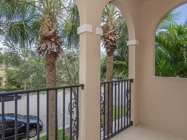 15577 Latitude Dr — Photo 13