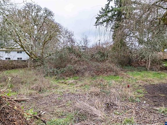 3rd image of LOT 2 12th Ave SW